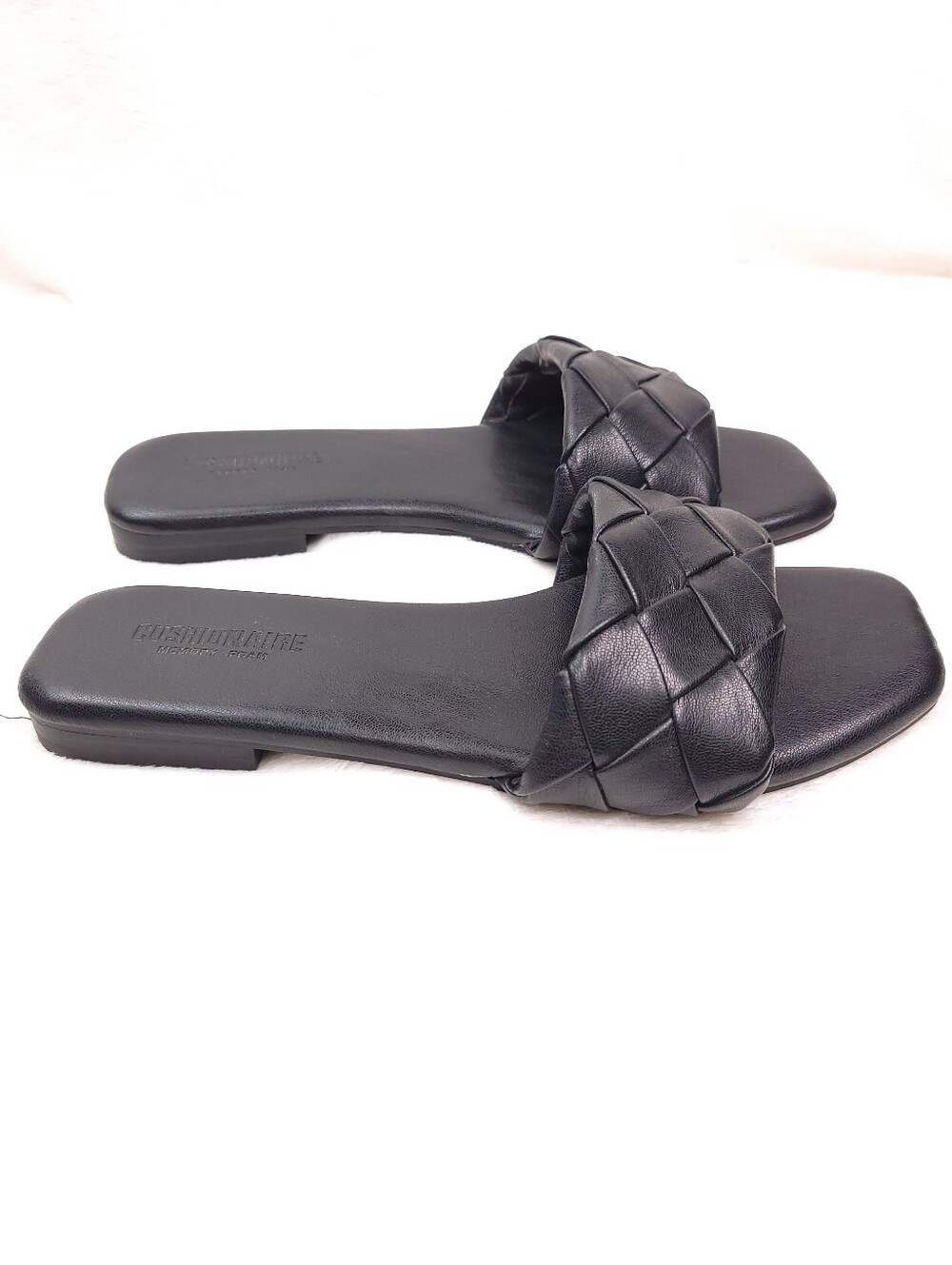 Cushionaire Black Woven Sandals 8.5 Memory Foam
